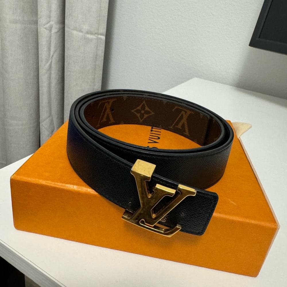 Louis Vuitton reversible belt 30mm